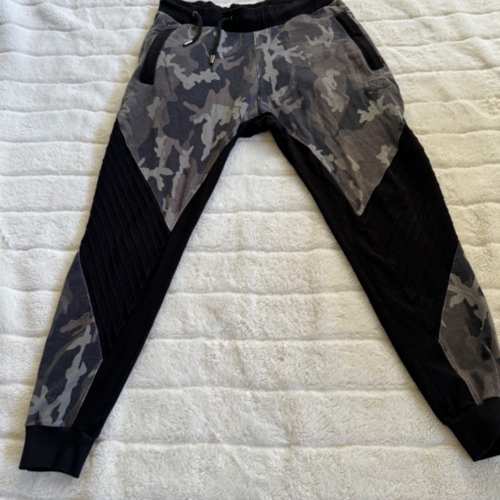 Bodyengineesrs tracksuit - Picture 6 of 6